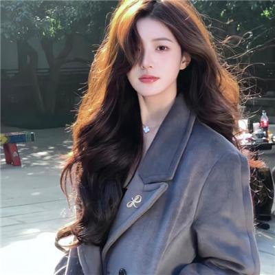 燃烧女子的画像
